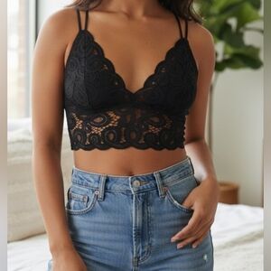 PINK Victoria's Secret Elegant Black Lace Bralette Padded - Size Medium
